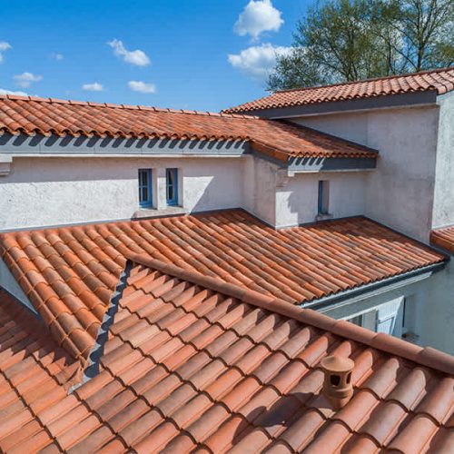 couvreur zingueur balma renovation toiture tuiles en terre cuite